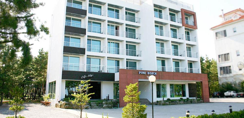 Pine Beach Yangyang Εξωτερικό φωτογραφία