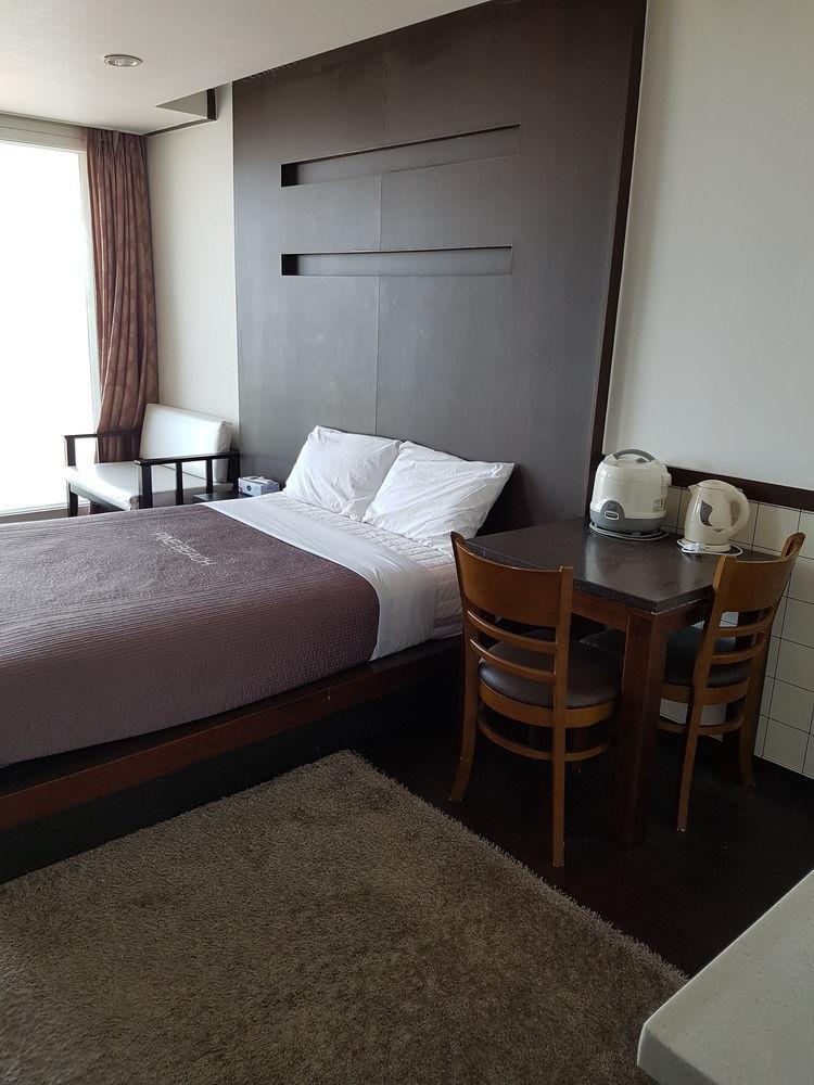 Pine Beach Yangyang Εξωτερικό φωτογραφία